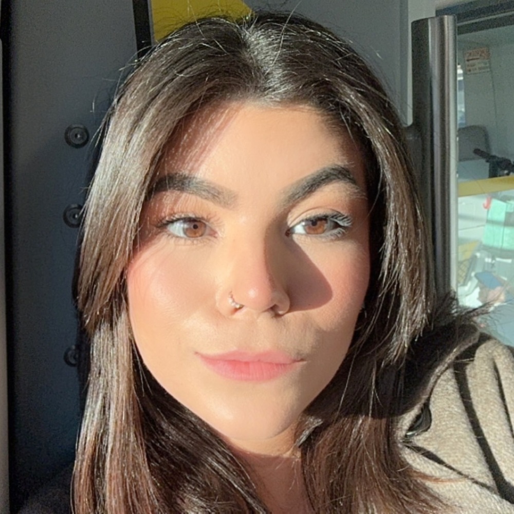 Meet your Posher, Lorein